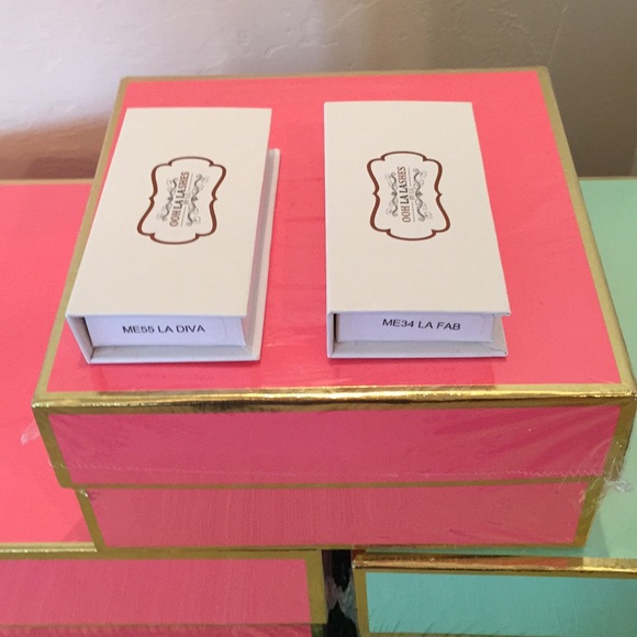 OOH LA LASHES - Picture 3 of 6